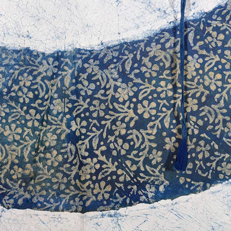 DABU SKIRT IN INDIGO WITH MARBLE EFFECT - Image 3