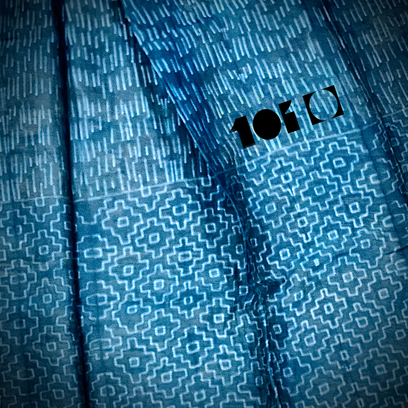 GREY NUI SHIBORI STOLE - Image 2