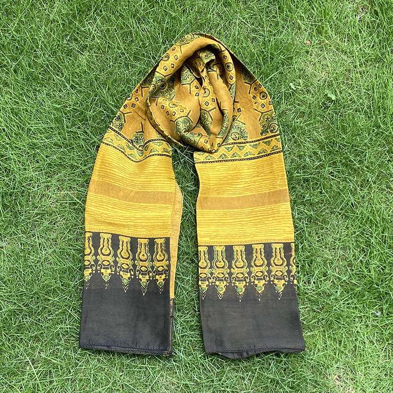 Octagon Shape Inspired  Stole