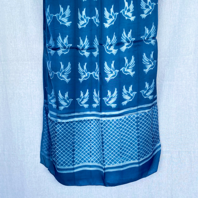Bird print stole
